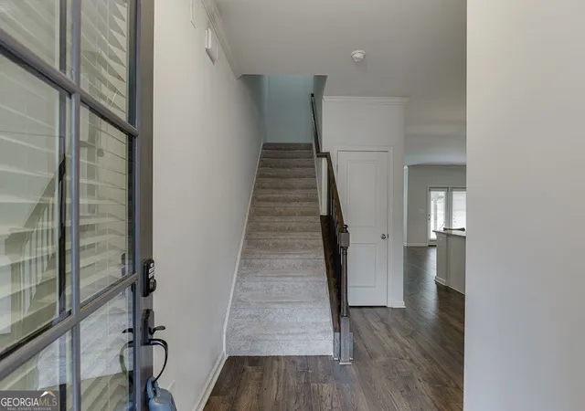 Photo 3 of Townhouse for sale at 5634 Parkview Ln, Flowery Branch, GA 30542 | MLS# 10840569 | Listing updated on 2026-09-18