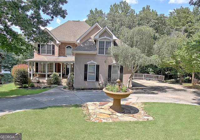 Photo 2 of Single family home for sale at 1020 Patina Point, Peachtree City, GA 30269 | MLS# 10837018 | Listing updated on 2026-09-01