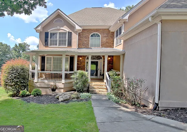Photo 3 of Single family home for sale at 1020 Patina Point, Peachtree City, GA 30269 | MLS# 10837018 | Listing updated on 2026-10-05