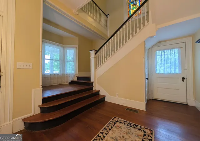 Photo 3 of Single family home for sale at 115 Greenville St, Newnan, GA 30263 | MLS# 10838590 | Listing updated on 2026-09-16