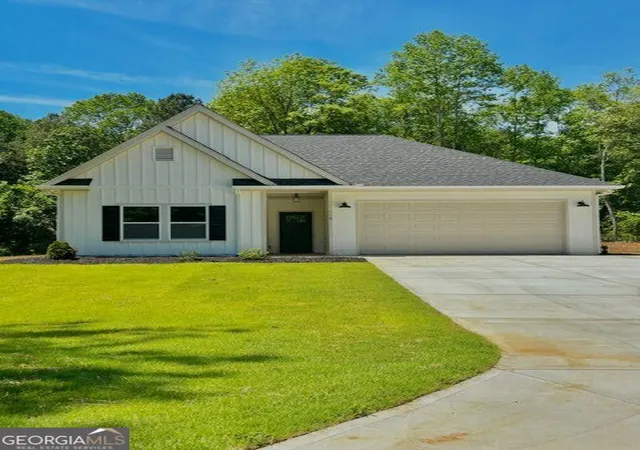 Photo 2 of Single family home for sale at 116 Valley View Dr, Maysville, GA 30558 | MLS# 10851906 | Listing updated on 2026-10-07
