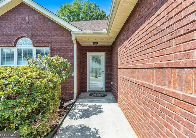 Photo 2 of Single family home for sale at 3452 Salem Cvs Trl Se, Conyers, GA 30013 | MLS# 10838820 | Listing updated on 2026-09-18