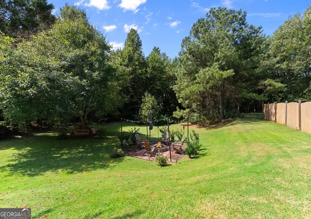 Photo 4 of Single family home for sale at 6104 Saddlehorse Dr, Flowery Branch, GA 30542 | MLS# 10853713 | Listing updated on 2026-10-08