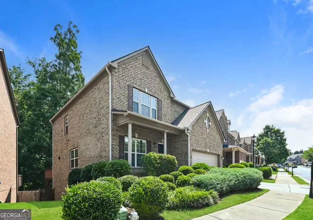 Photo 2 of Sale Pending at 3565 Flycatcher Way, Duluth, GA 30097 | MLS# 10839175 | Listing updated on 2026-09-17