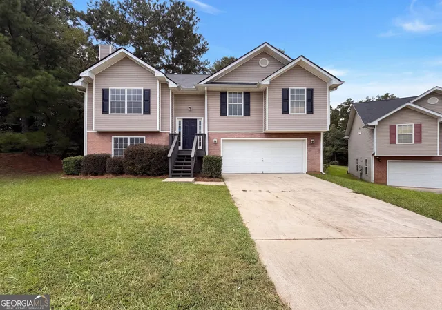Photo 2 of Single family home for sale at 3936 Kimberlyn Ct, Rex, GA 30273 | MLS# 10848124 | Listing updated on 2026-10-08