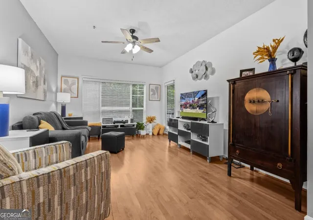 Photo 4 of Condo for sale at 1250 Parkwood Cir SE #2108, Atlanta, GA 30339 | MLS# 10872308 | Listing updated on 2026-10-28