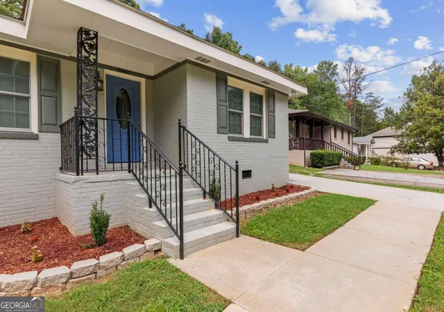 Photo 1 of Single family home for sale at 10142 Sw Puckett St, Covington, GA 30014 | MLS# 10827507 | Listing updated on 2026-09-04