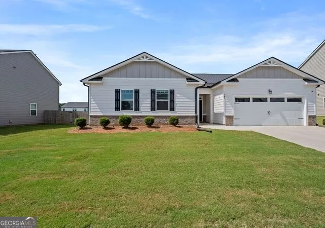 Single family home for sale at 647 Graham Campbell Ln, Statham, GA 30666 | MLS# 10843747