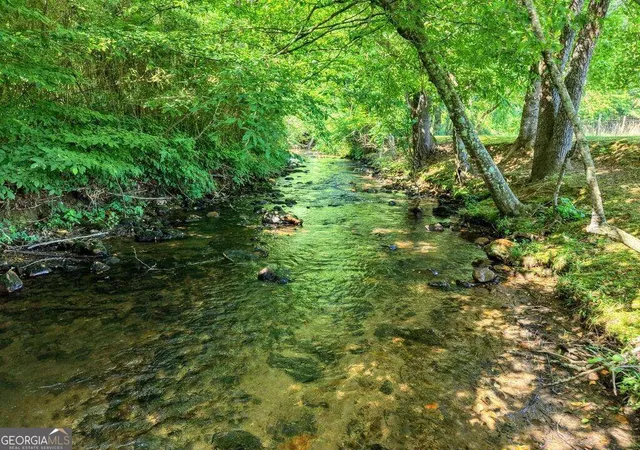 Photo 3 of Sale Pending at 142 Mosley Ln, Blairsville, GA 30512 | MLS# 10842065 | Listing updated on 2026-09-14