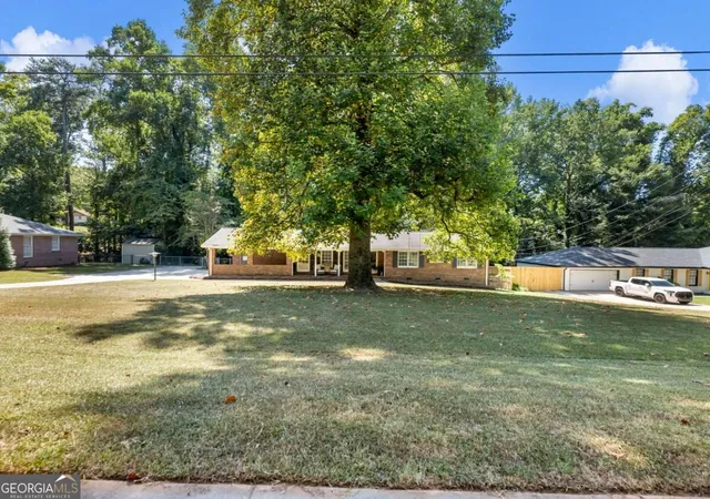 Photo 1 of Single family home for sale at 2065 Oak Rd, Snellville, GA 30078 | MLS# 10843908 | Listing updated on 2026-09-11