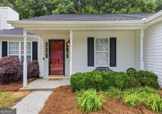 Photo 2 of Single family home for sale at 1784 Fort Shawnee Tr, Dacula, GA 30019 | MLS# 10830608 | Listing updated on 2026-09-13