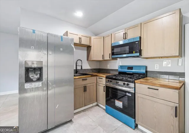 Photo 4 of Single family home for sale at 416 Turnberry St, Port Wentworth, GA 31407 | MLS# 10832984 | Listing updated on 2026-09-01