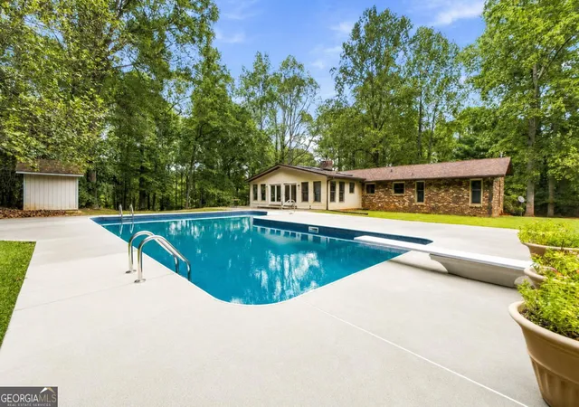 Photo 3 of Single family home for sale at 530 Adams Rd, Fayetteville, GA 30214 | MLS# 10853559 | Listing updated on 2026-09-25