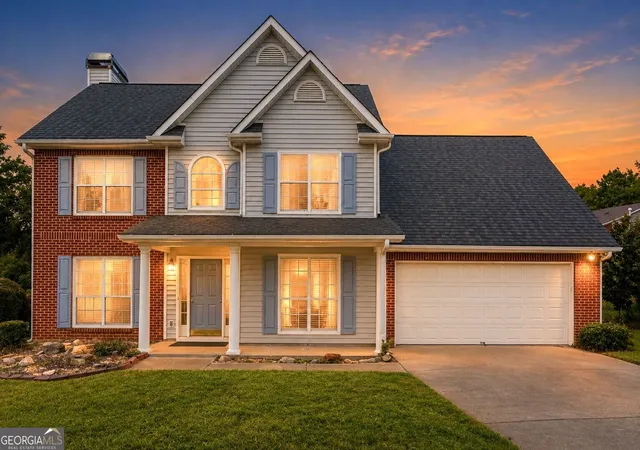 Photo 2 of Single family home for sale at 40 Summer Leigh Dr, Stockbridge, GA 30281 | MLS# 10853232 | Listing updated on 2026-10-09