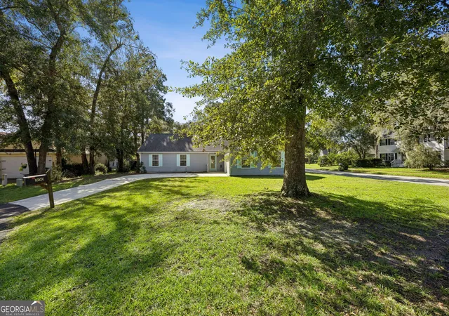 Photo 2 of Single family home for sale at 300 Bayard Ct, St. Marys, GA 31558 | MLS# 10849642 | Listing updated on 2026-10-09