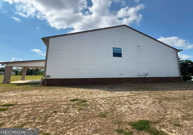 Photo 4 of Single family home for sale at 1104 Laflor Way, Mcdonough, GA 30253 | MLS# 10837511 | Listing updated on 2026-09-14