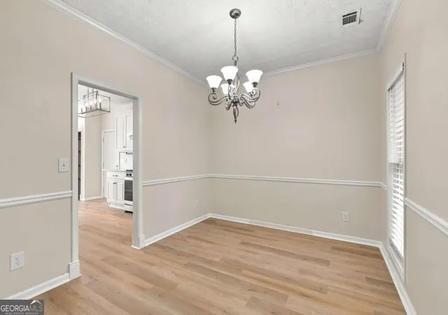 Photo 4 of Single family home for sale at 6356 Wilmington Wy, Flowery Branch, GA 30542 | MLS# 10804480 | Listing updated on 2026-10-23