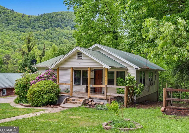Photo 4 of Single family home for sale at 7219 Highway 76 W, Clayton, GA 30525 | MLS# 10696950 | Listing updated on 2026-09-01