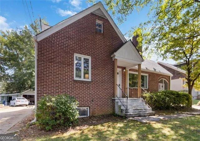 Photo 3 of Single family home for sale at 1185 Francis St Nw, Atlanta, GA 30318 | MLS# 10845428 | Listing updated on 2026-09-30