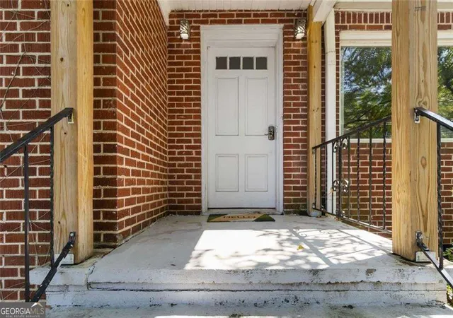 Photo 4 of Single family home for sale at 1185 Francis St NW, Atlanta, GA 30318 | MLS# 10845428 | Listing updated on 2026-09-30
