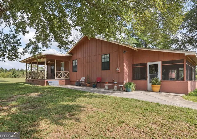 Photo 3 of Sale Pending at 2618 Ga Hwy 86, Adrian, GA 31002 | MLS# 10843422 | Listing updated on 2026-10-05