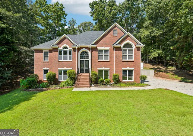 Single family home for sale at 6608 Windbrook Way, Flowery Branch, GA 30542 | MLS# 10853672