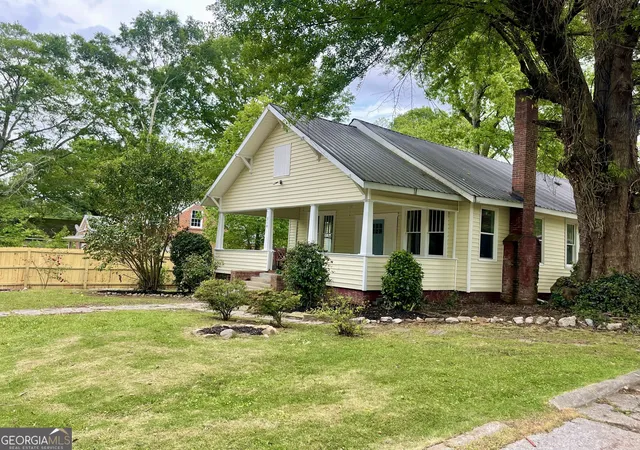 Photo 2 of Single family home for sale at 314 W South St, Greensboro, GA 30642 | MLS# 10831534 | Listing updated on 2026-09-06