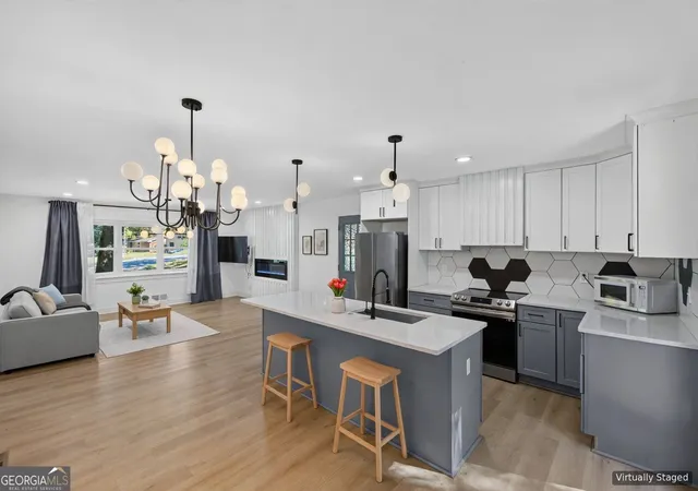 Photo 1 of Single family home for sale at 203 Wendell Dr SE, Atlanta, GA 30315 | MLS# 10877551 | Listing updated on 2026-10-28