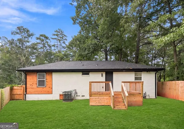 Photo 3 of Single family home for sale at 2131 Holly Hl Dr, Decatur, GA 30032 | MLS# 10838824 | Listing updated on 2026-09-16