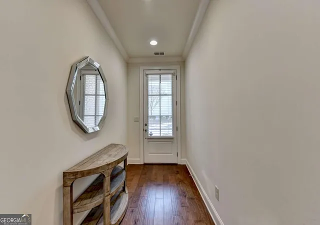 Photo 3 of Townhouse for sale at 5260 Cresslyn Ridge, Johns Creek, GA 30005 | MLS# 10837890 | Listing updated on 2026-09-17