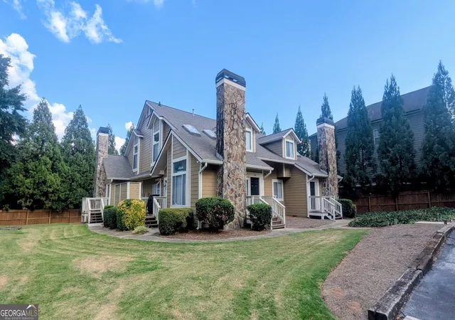 Photo 3 of Multi family home for sale at 2675 Windy Hl Pl Se, Smyrna, GA 30080 | MLS# 10847341 | Listing updated on 2026-09-30
