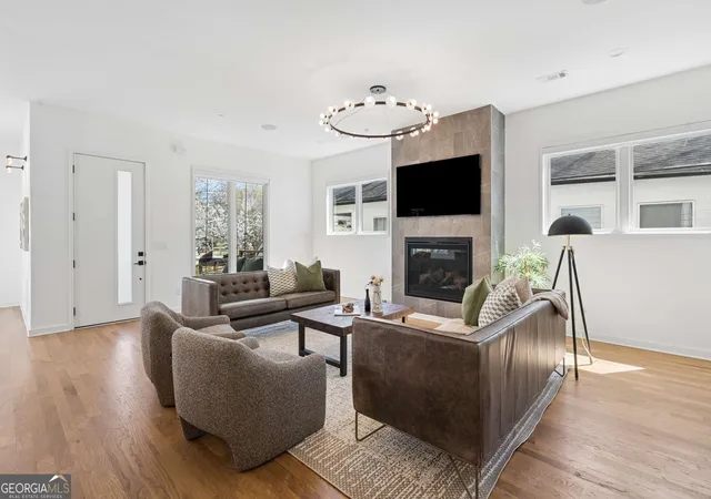 Photo 3 of Townhouse for sale at 32 Walthall St Ne #A, Atlanta, GA 30307 | MLS# 10843312 | Listing updated on 2026-09-14