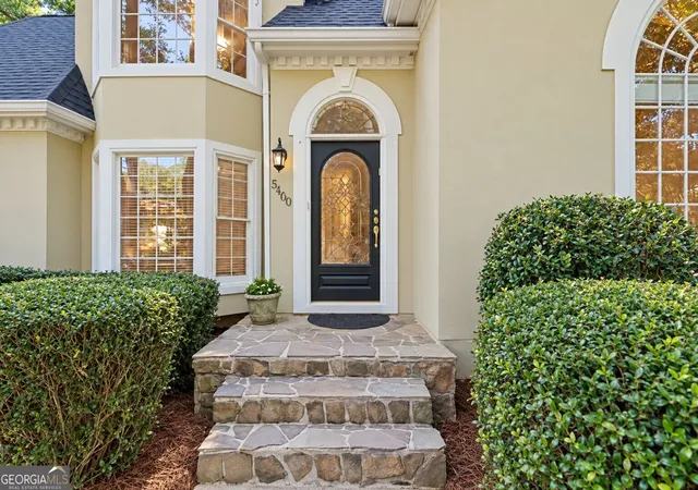 Photo 4 of Single family home for sale at 5160 Cameron Forest Pkwy, Alpharetta, GA 30022 | MLS# 10840579 | Listing updated on 2026-09-18