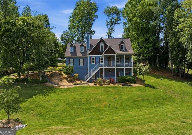 Photo 4 of Single family home for sale at 3944 Muscadine Trl, Gainesville, GA 30506 | MLS# 10837072 | Listing updated on 2026-09-15