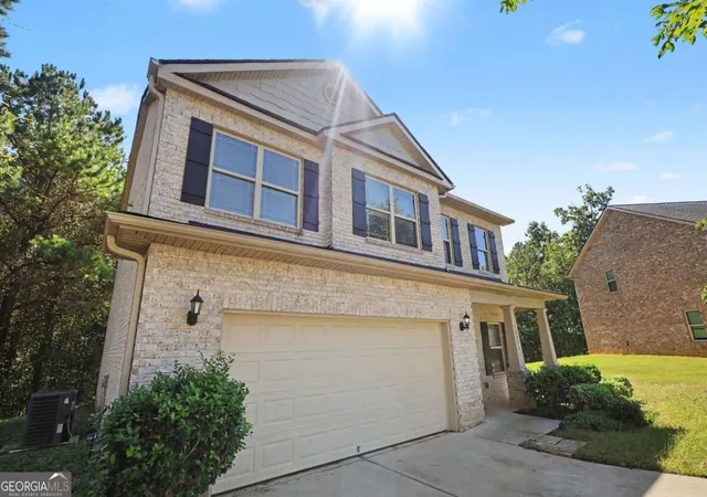 Photo 1 of Single family home for sale at 12351 Styron Dr, Hampton, GA 30228 | MLS# 10872913 | Listing updated on 2026-10-29