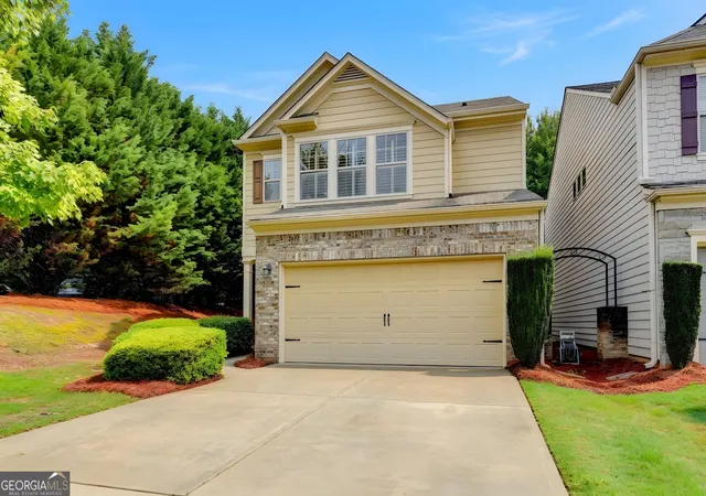 Photo 4 of Single family home for sale at 4805 Mistybrooke Ct, Alpharetta, GA 30004 | MLS# 10780949 | Listing updated on 2026-09-02
