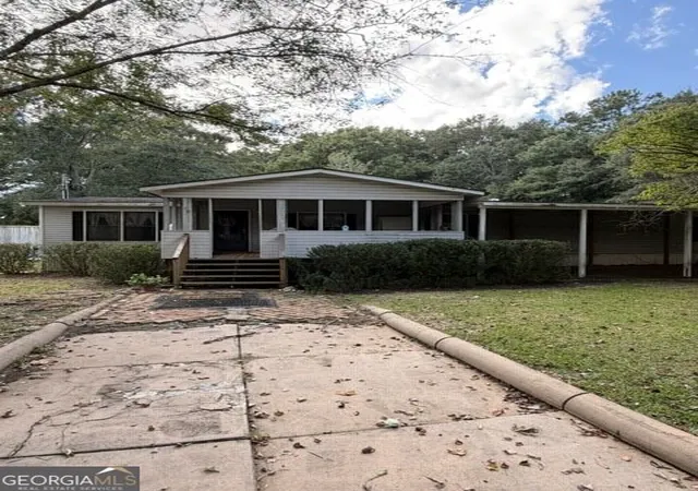 Photo 1 of Manufactured home for sale at 10 Johnson Ave, Manchester, GA 31816 | MLS# 10853083 | Listing updated on 2026-10-09