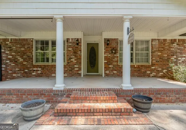 Photo 3 of Single family home for sale at 783 Lester Ml Rd, Locust Grove, GA 30248 | MLS# 10847605 | Listing updated on 2026-10-10
