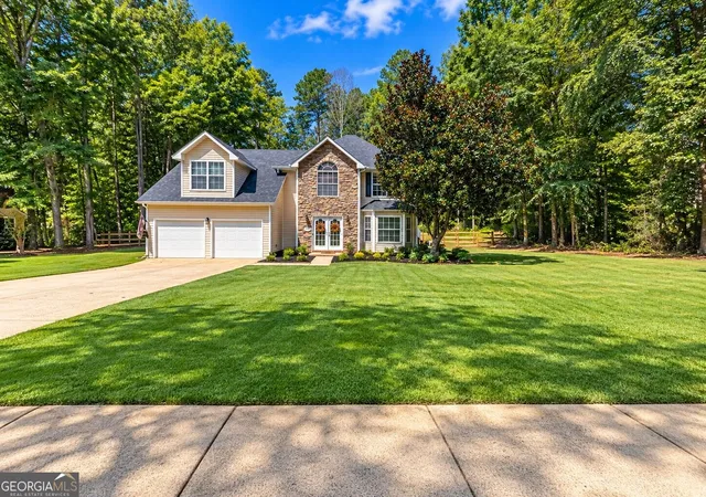 Photo 1 of Single family home for sale at 60 Aberdeen Ct, Jefferson, GA 30549 | MLS# 10841313 | Listing updated on 2026-09-27
