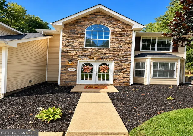 Photo 3 of Single family home for sale at 60 Aberdeen Ct, Jefferson, GA 30549 | MLS# 10841313 | Listing updated on 2026-09-27
