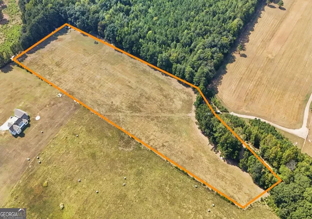 Photo 3 of Sale Pending at 653 Spears Rd, Mansfield, GA 30055 | MLS# 10849798 | Listing updated on 2026-10-06