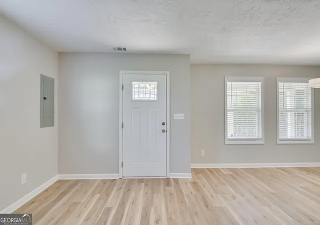 Photo 1 of Single family home for sale at 1807 Old Savannah Rd, Augusta, GA 30901 | MLS# 10880050 | Listing updated on 2026-10-28