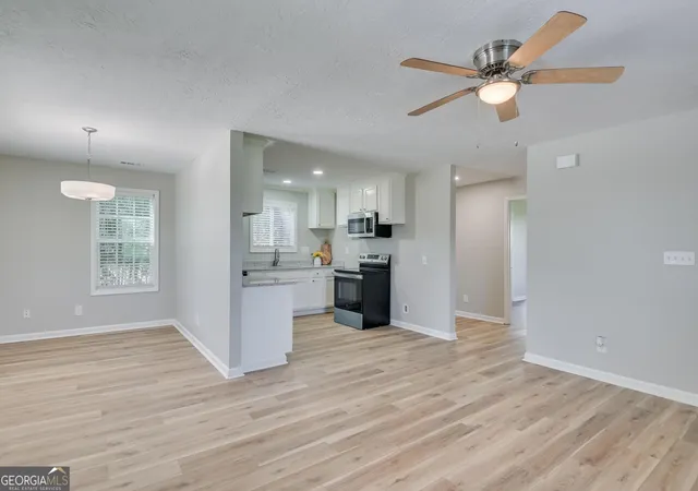 Photo 2 of Single family home for sale at 1807 Old Savannah Rd, Augusta, GA 30901 | MLS# 10880050 | Listing updated on 2026-10-28