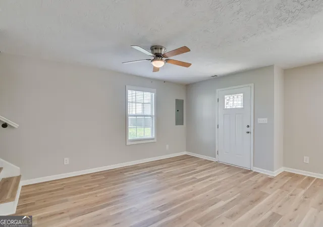Photo 3 of Single family home for sale at 1807 Old Savannah Rd, Augusta, GA 30901 | MLS# 10880050 | Listing updated on 2026-10-28