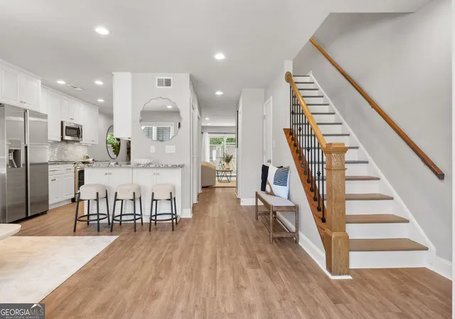 Listing Photo 1 - Condo for sale in building located at 7 Ivy Gates NE, Atlanta, GA 30342