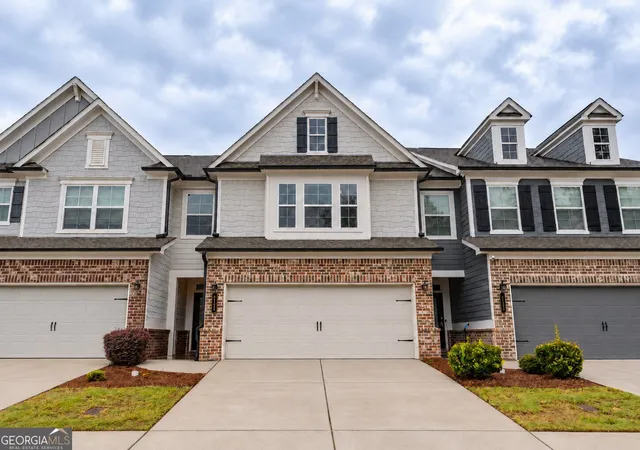 Photo 2 of Townhouse for sale at 515 Sausalito Walk, Suwanee, GA 30024 | MLS# 10871229 | Listing updated on 2026-10-30