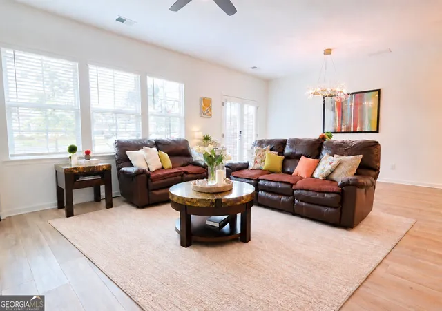 Photo 4 of Townhouse for sale at 515 Sausalito Walk, Suwanee, GA 30024 | MLS# 10871229 | Listing updated on 2026-10-30