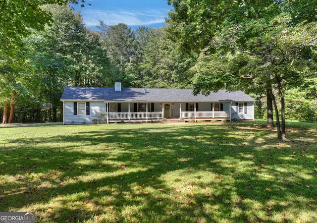 Photo 1 of Single family home for sale at 46 White Oak Dr, Talking Rock, GA 30175 | MLS# 10849197 | Listing updated on 2026-10-02