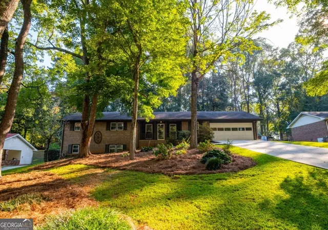 Photo 2 of Single family home for sale at 484 Cana Of Galilee Ct, Tucker, GA 30084 | MLS# 10839775 | Listing updated on 2026-09-17