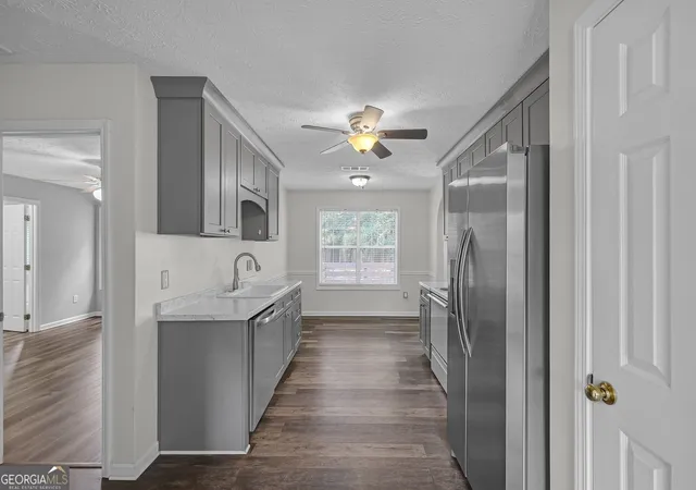 Photo 3 of Single family home for sale at 4345 Lexington Ridge Dr, Loganville, GA 30052 | MLS# 10849322 | Listing updated on 2026-10-05
